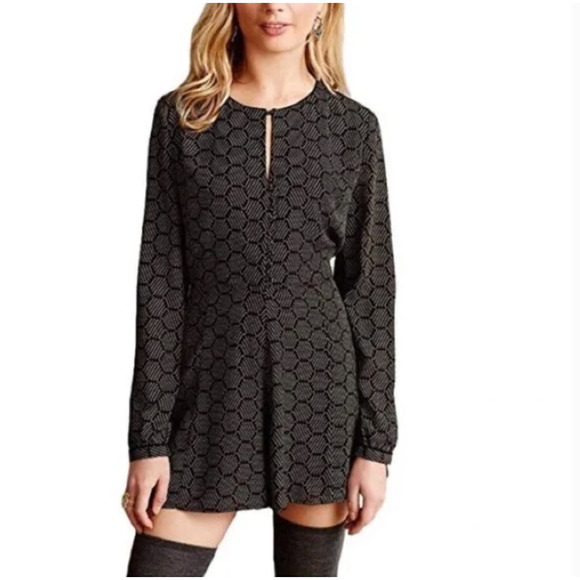 Anthropologie Haryln Long Sleeve Romper Size Small - Picture 1 of 10
